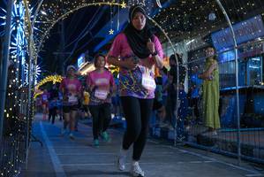 BIB: 18429, 18139
                            <button type="button" onclick="openModal(24677037)" class="btn btn-primary btn-sm float-right btn-popup" data-toggle="modal" data-target=".modal-high-quality">
                        <i class="fas fa-shopping-cart"></i> Add to Cart
                    </button>
                                            <button type="button" onclick="isThisMe(24677037, true)" class="btn btn-success btn-sm float-right btn-popup btn-isme hidden" data-toggle="tooltip" data-placement="bottom" title="นี่คือรูปของคุณใช่ไหม คลิกที่นี่เพื่อเอาเข้าอัลบั้ม">
                        <i class="fas fa-plus"></i> Add to album
                    </button>
                    <button type="button" onclick="isThisMe(24677037, false)" class="btn btn-warning btn-sm float-right btn-popup btn-isnotme hidden">
                        <i class="fas fa-ban"></i> Remove from album
                    </button>